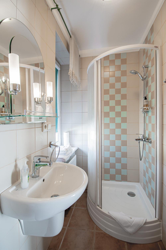 Bathroom 3, Moris Boutique Beach Hotel, Gdańsk City