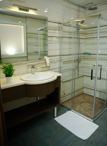 Bathroom 5, Doanesia Premium Hotel And Spa Tirana, Tirana