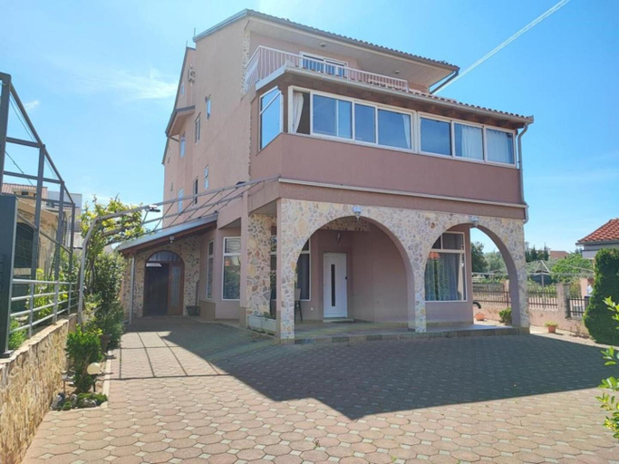 Exterior & Views 2, Apartments Bionda, Šibenik