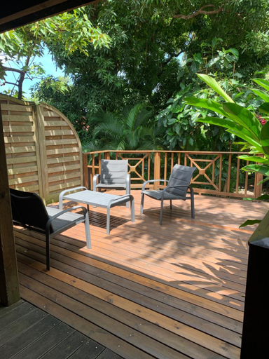 Facilities 2, Les Manguiers, Deshaies