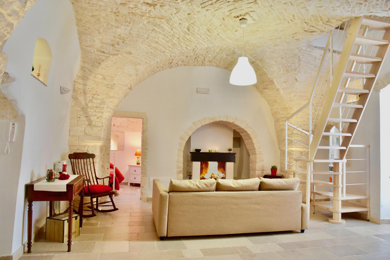 Others 5, Trulli Fenice Alberobello, Bari
