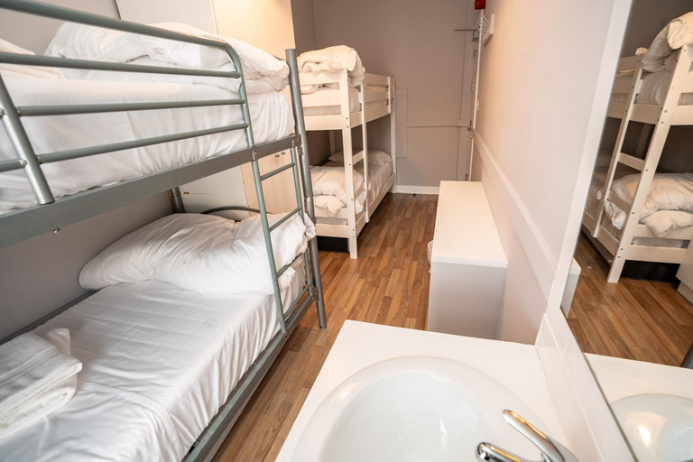 Bedroom 2, Talbot Street Guest House, Dublin