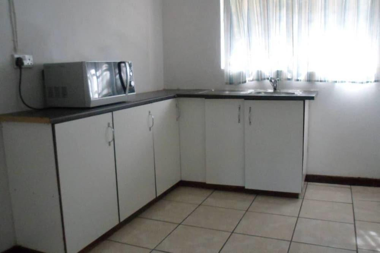 Others 5, Luxury Wild Inn, Ngamiland East