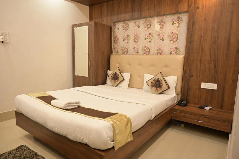 Others 5, Hotel TLB, Sonitpur