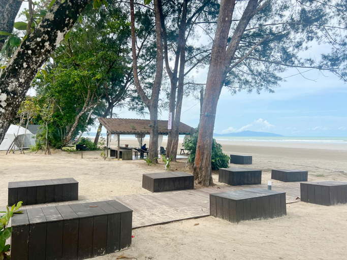 Others 4, Sematan Town Residences, Lundu