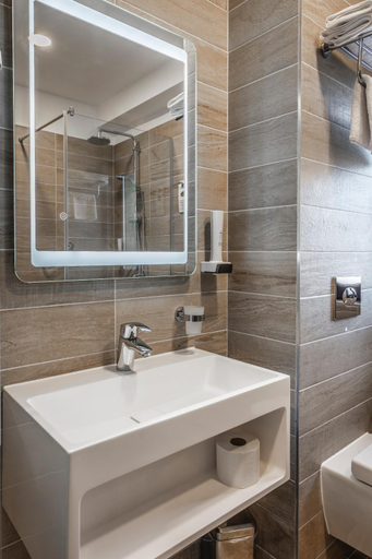 Bathroom 5, CHARM BOUTIQUE HOTEL, Satu Mare