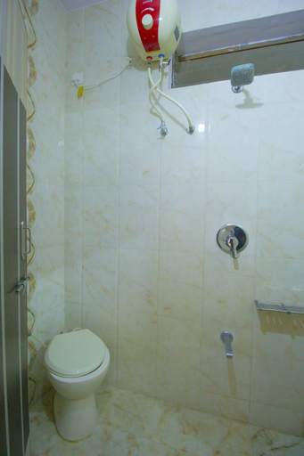Bathroom 3, Hotel Upasana, Rajkot