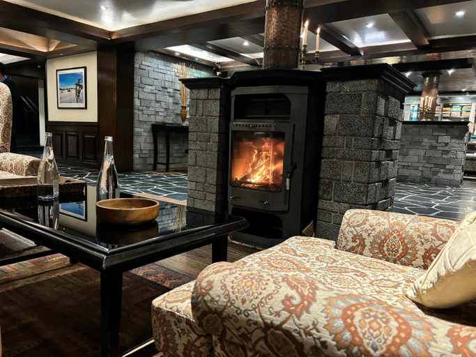 Public Area 3, The Vintage Gulmarg Hotel, Baramulla