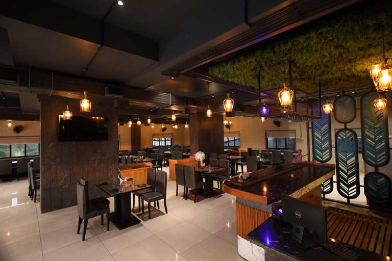 Food & Drinks 3, Lords Eco Inn Navsari, Navsari