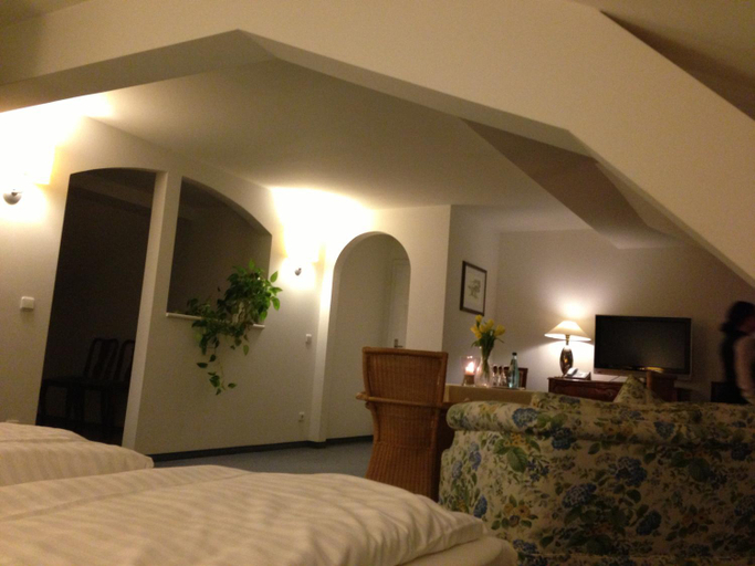 Bedroom 2, Landhaus Lockwitzgrund, Dresden