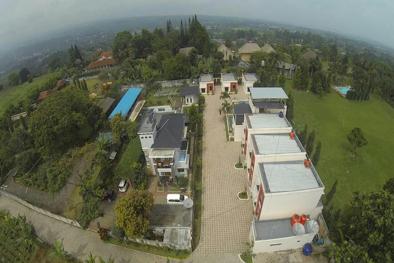 Exterior & Views 5, Villa Zam Zam Puncak, Bogor