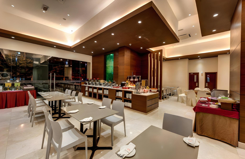 Food & Drinks 5, Rooms by Rocana, Kuantan