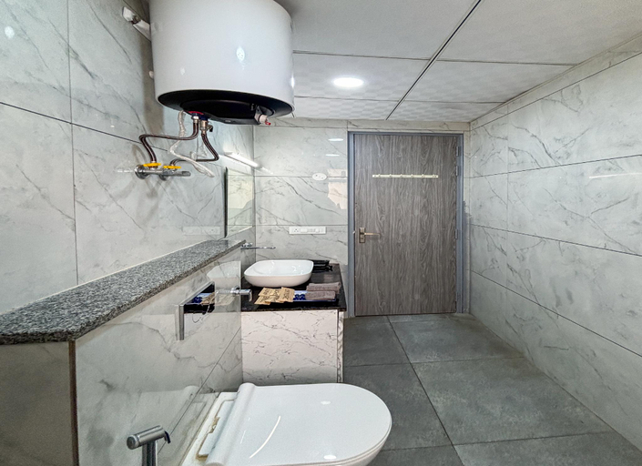 Bathroom 3, Housr 7th Cross Marathahalli Main Road, Bangalore