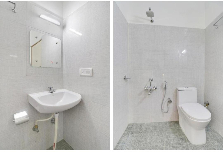 Bathroom 3, Lavish Residency , Bangalore