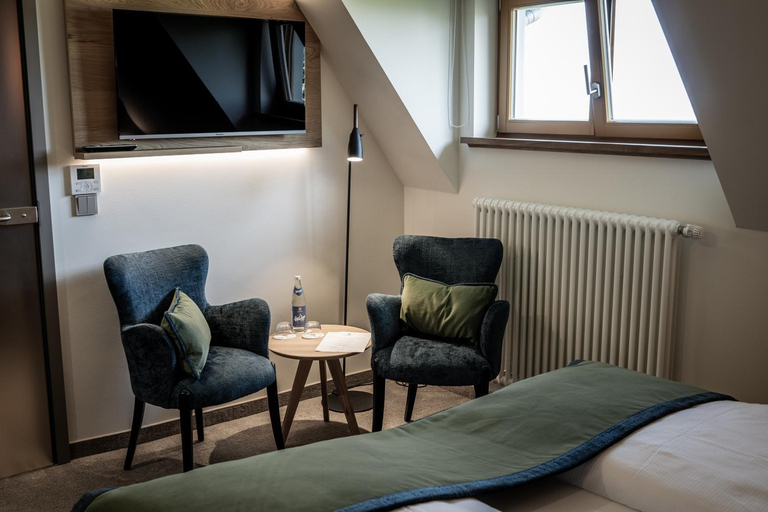 Bedroom 2, Burghotel Scharfenstein, Eichsfeld