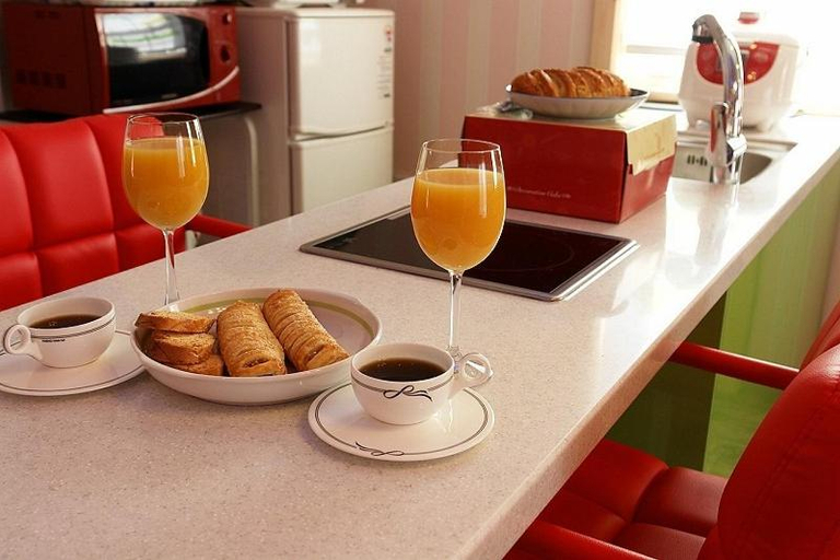 Food & Drinks, buan beulrupensyeon, Buan