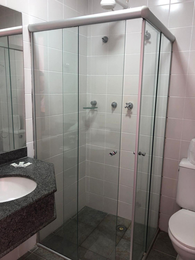 Bathroom 2, HOTEL ENSEADA BEIRA MAR, Guarujá