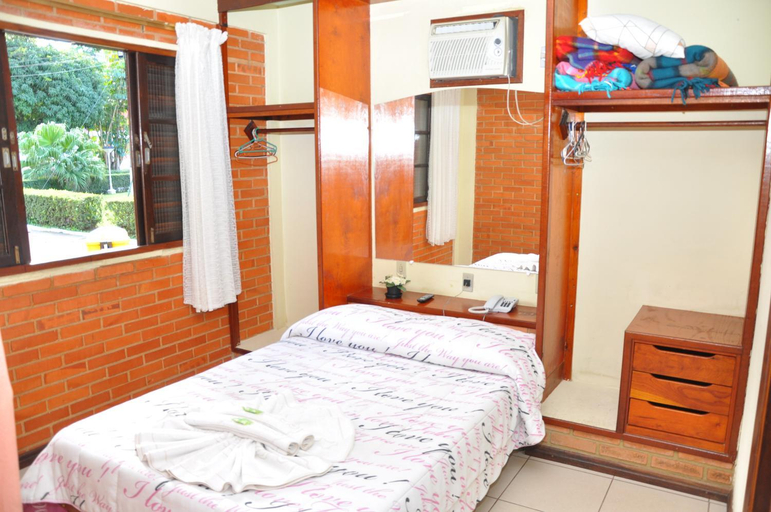 Bedroom 3, City Park Hotel, Itatiaia