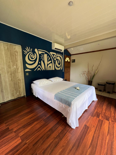 Others 5, Rupe Rupe Lodge