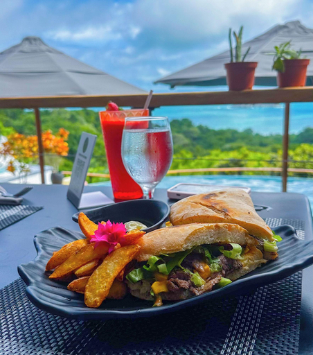 Food & Drinks 5, Villa Roca, Aguirre