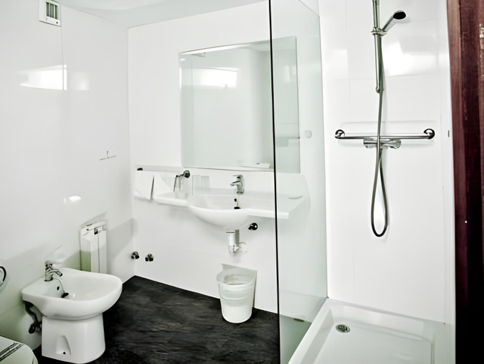 Bathroom 3, Hotel Maycar, A Coruña
