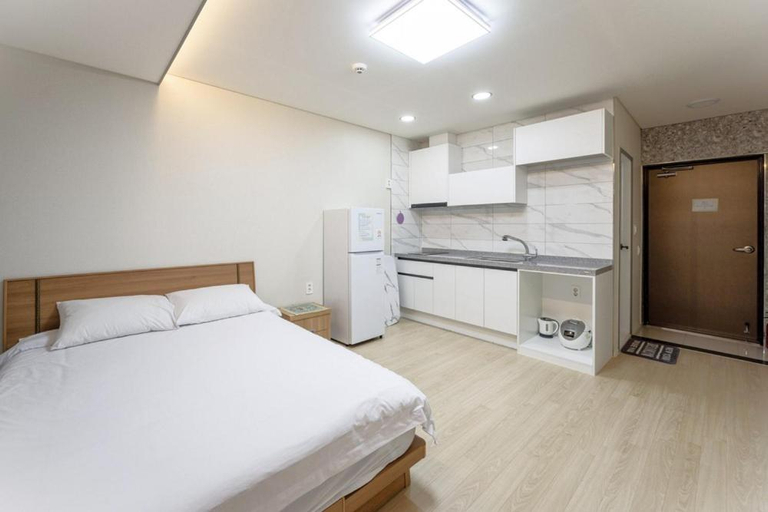 Bedroom, Hajodae Sungsim Pension, Yangyang