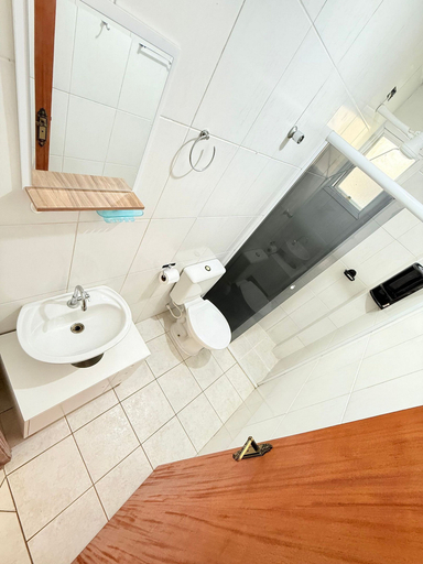 Bathroom 3, Pé na Areia Praia do Caiçara, Praia Grande