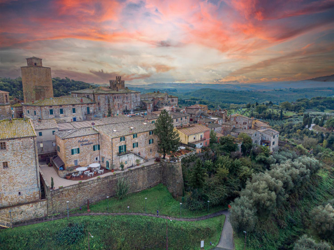 Exterior & Views 1, Palazzo Brandano Hotel, Siena