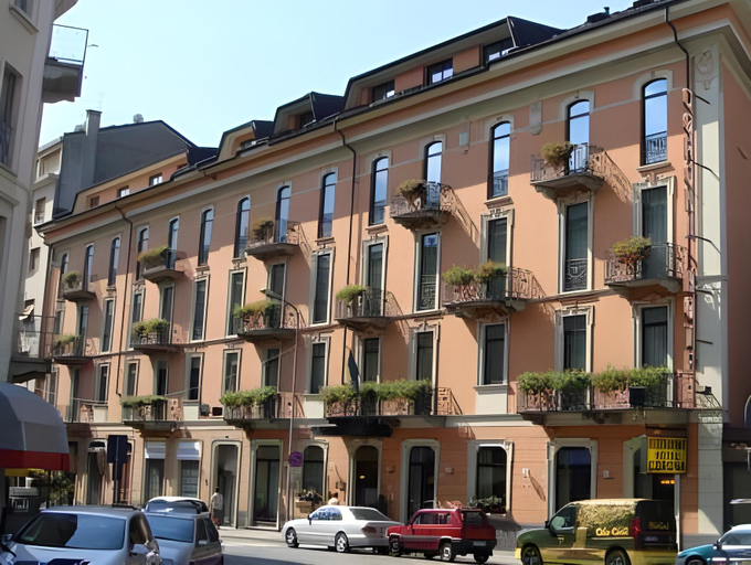 Exterior & Views
