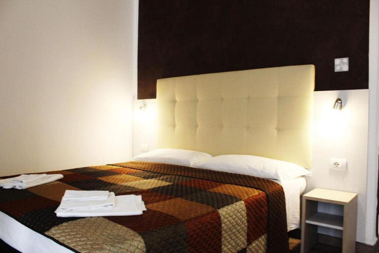 Bedroom 2, Luna Hotel Rimini, Rimini