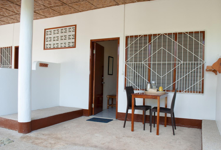 Others 5, Divers Lodge, Moalboal