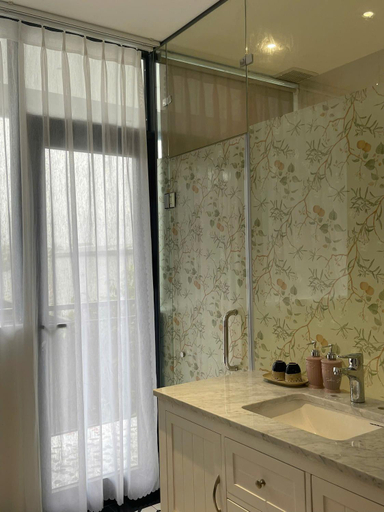 Bathroom 4, The Dreamers Homestay, Huế