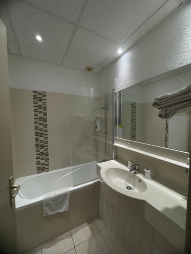 Bathroom, Best Western Le Clos de l'Aube Rouge, Hérault