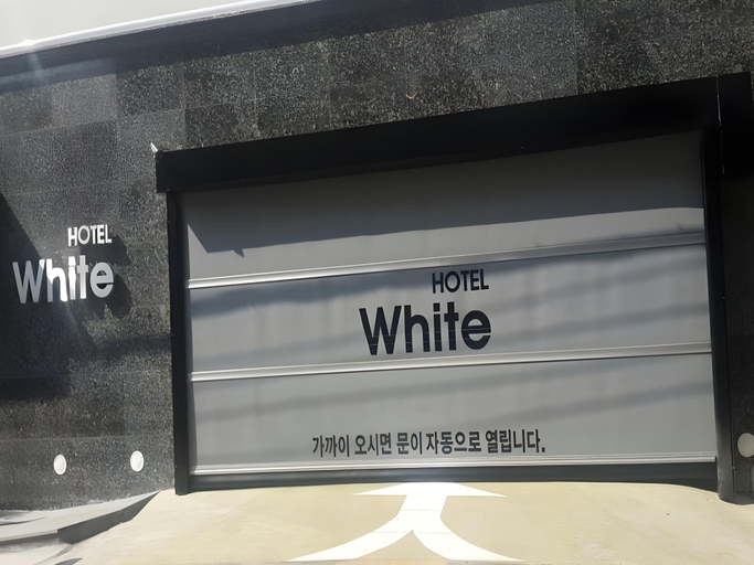 Exterior & Views 1, White Hotel, Suwon