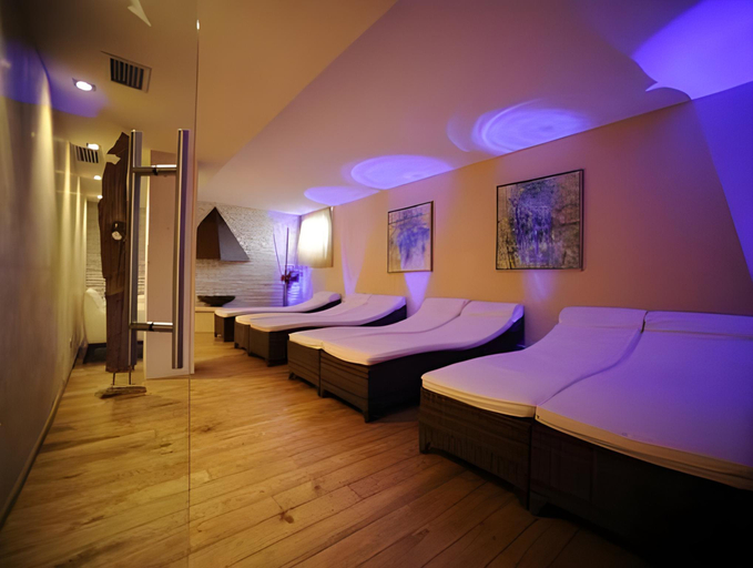 Bedroom 3, Hotel Arnika, Trento