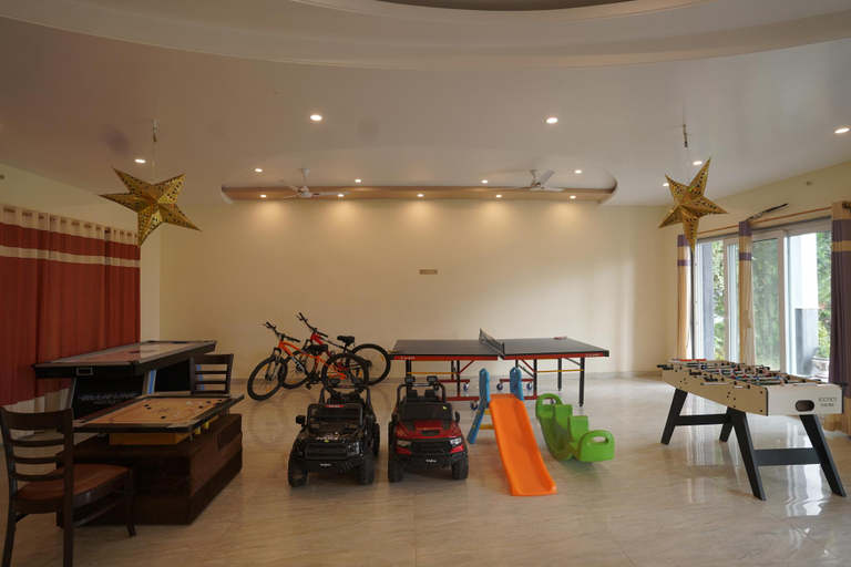 Public Area, Chirping Hills Resort Bhimtal, Nainital