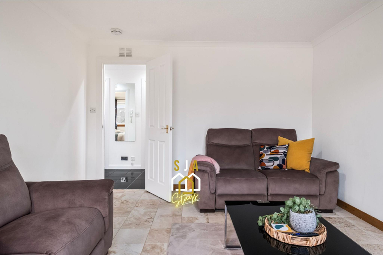 Others 4, Fonthill Stay - SJA Stays - 3 Bed Apartment, Aberdeen