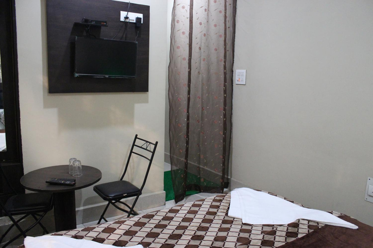 Bedroom 3, Hotel Samar, Srinagar