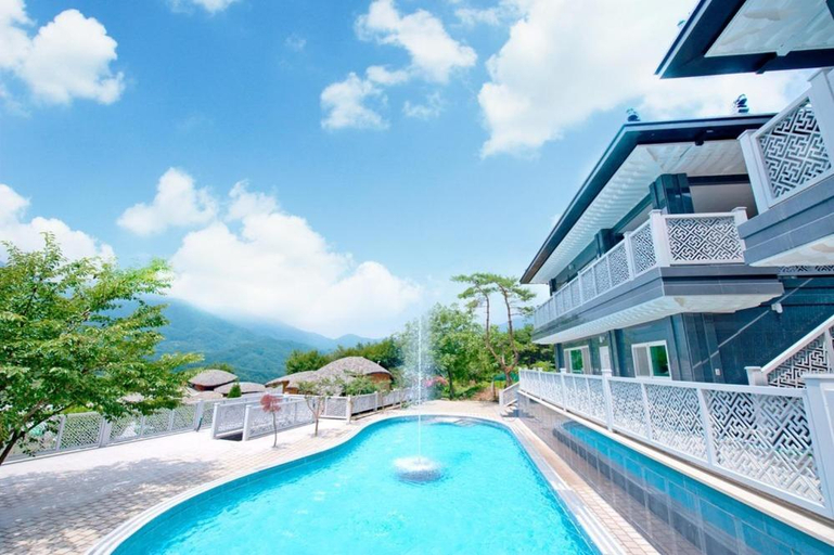 Sport & Beauty 3, Gayagyeong, Seongju