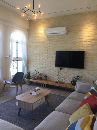Others 5, Lanshan House, Taitung
