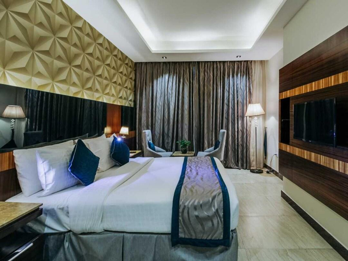 Bedroom 4, Rg Royal Hotel Convention Centre, Bangalore