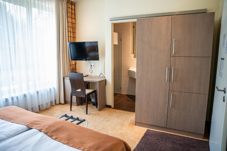 Bedroom 2, Hotel am Schlosspark, Worms