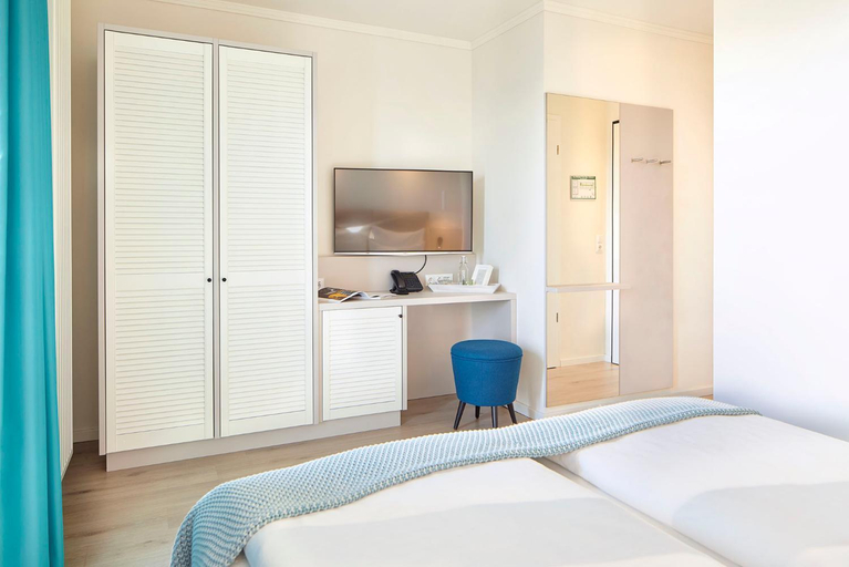 Bedroom 3, Familotel Strandkind, Ostholstein