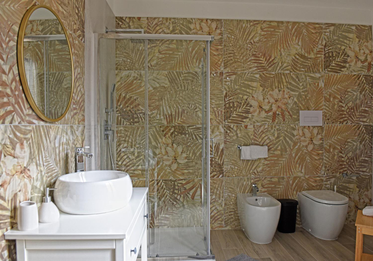 Bathroom 3, CasAmuri Exclusive Apartments, Syracuse