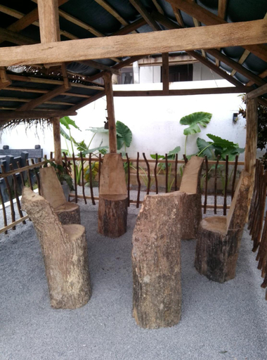 Food & Drinks, Villa RISITHENMI, Habaraduwa