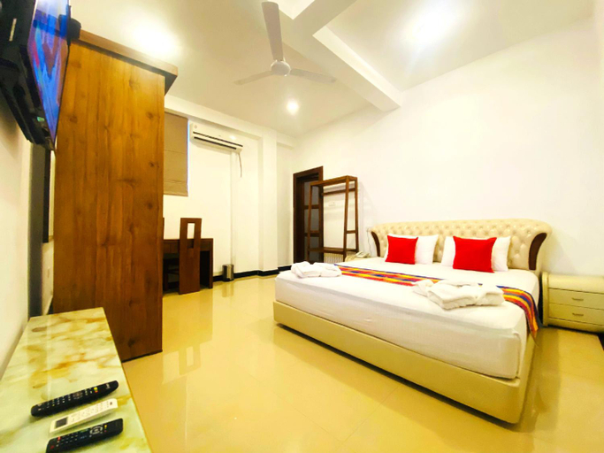 Others 5, Hotel Rosenro, Kesbewa