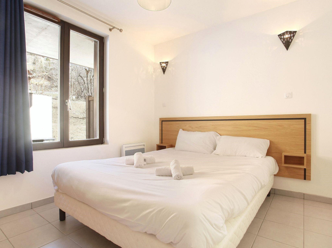 Bedroom, Chalet in La Clusaz with Pool  Spa, Haute-Savoie