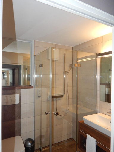 Bathroom 5, ARAMIS Tagungs- und Sporthotel, Böblingen