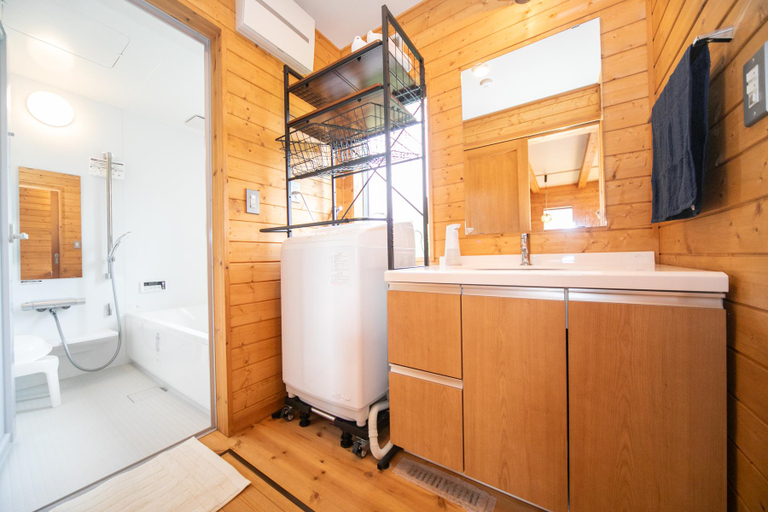 Bathroom 5, Awaji Seaside Villa in Goshiki, Sumoto