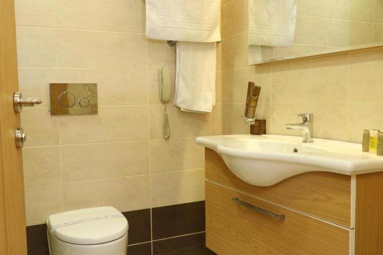 Bathroom 3, Classy Hotel Erbil, Arbil